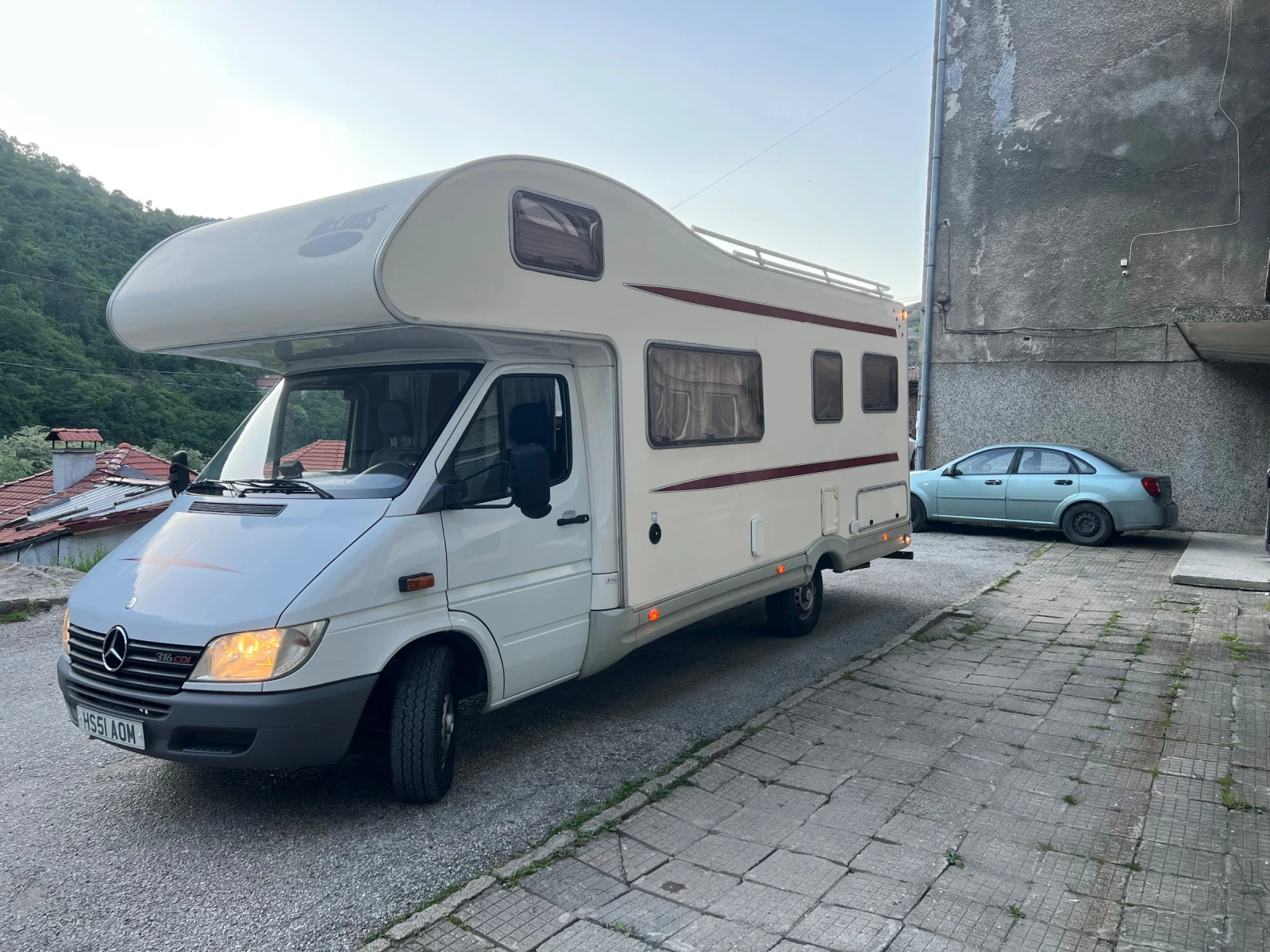 Кемпер McLouis Mercedes Sprinter 2.7 cdi /6 места, снимка 5 - Каравани и кемпери - 54735653