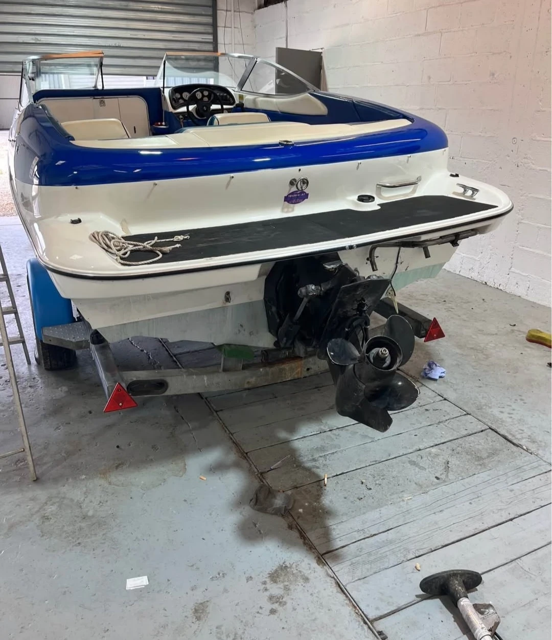 Лодка Bayliner Capri 175, снимка 3 - Воден транспорт - 55074687