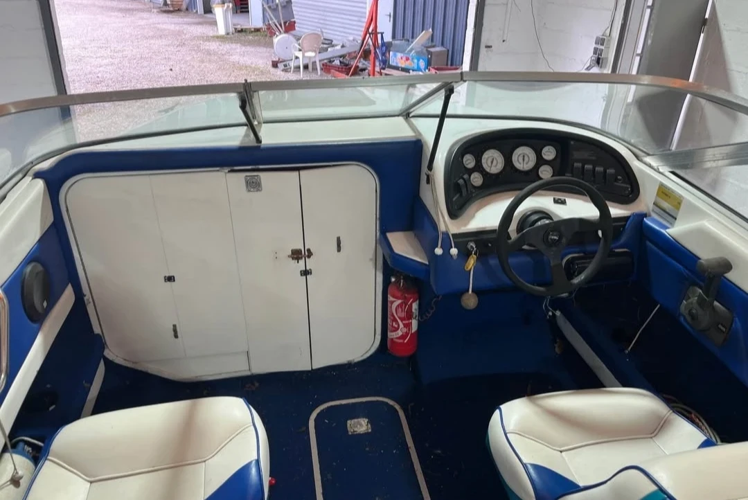 Лодка Bayliner Capri 175, снимка 6 - Воден транспорт - 55074687