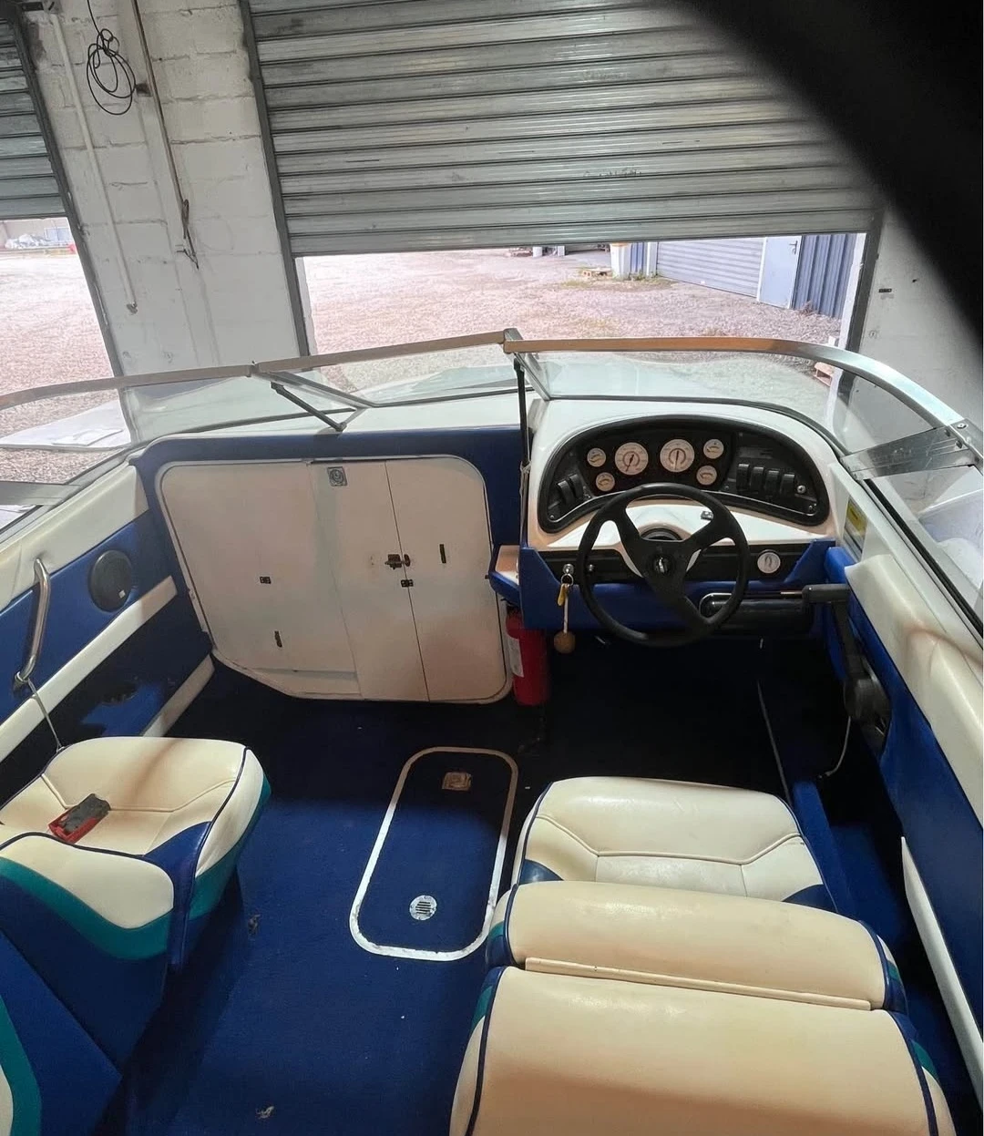 Лодка Bayliner Capri 175, снимка 5 - Воден транспорт - 55074687