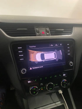 Skoda Octavia 1.5 TSI DSG LED 150к.с - 10000 € / 19558.30 лв. - 77541034 5