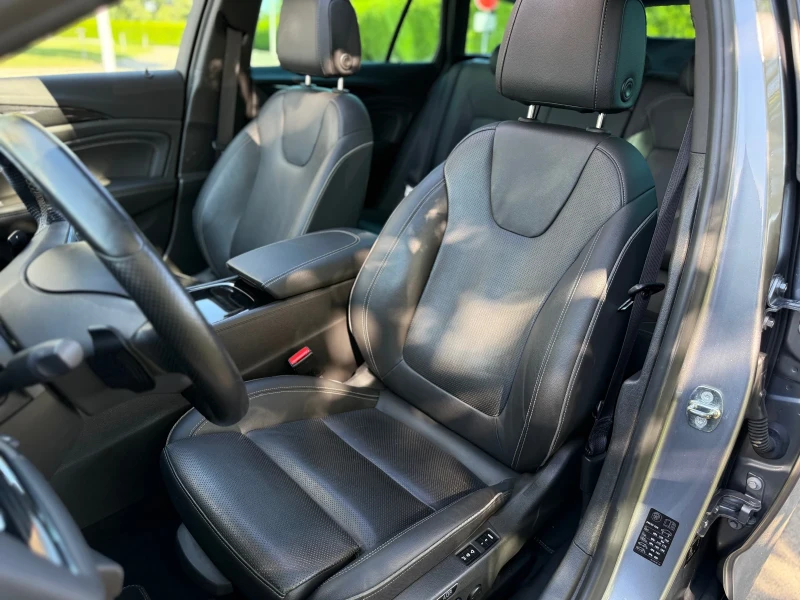 Opel Insignia * * * ЛИЗНГ* * * 2.0T 4x4 260kc FULL FULL , снимка 11 - Автомобили и джипове - 51519806