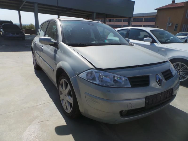 Renault Megane 1.9 dCi 120кс, снимка 2 - Автомобили и джипове - 47850455