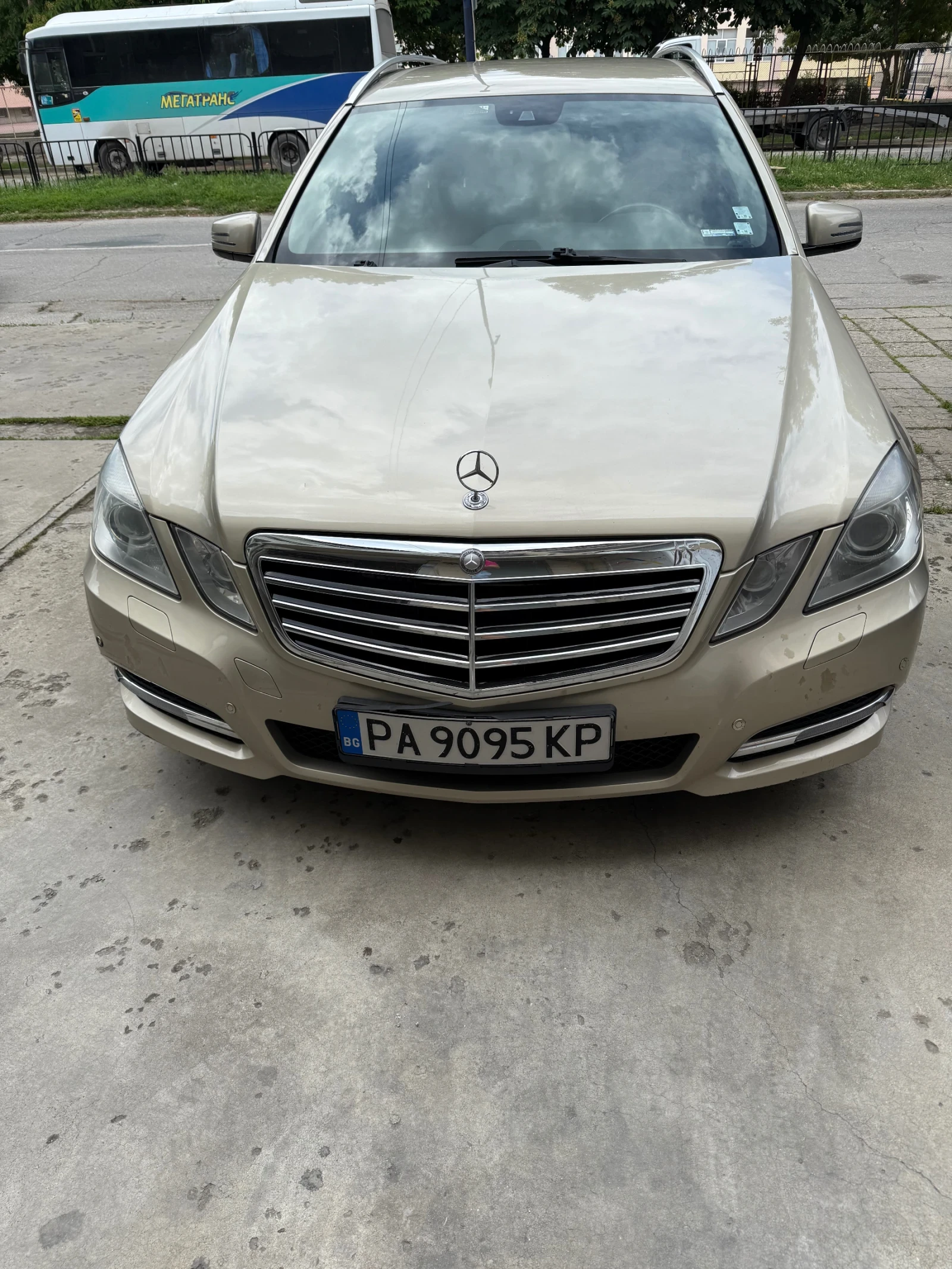 Mercedes-Benz E 350  - изображение 8