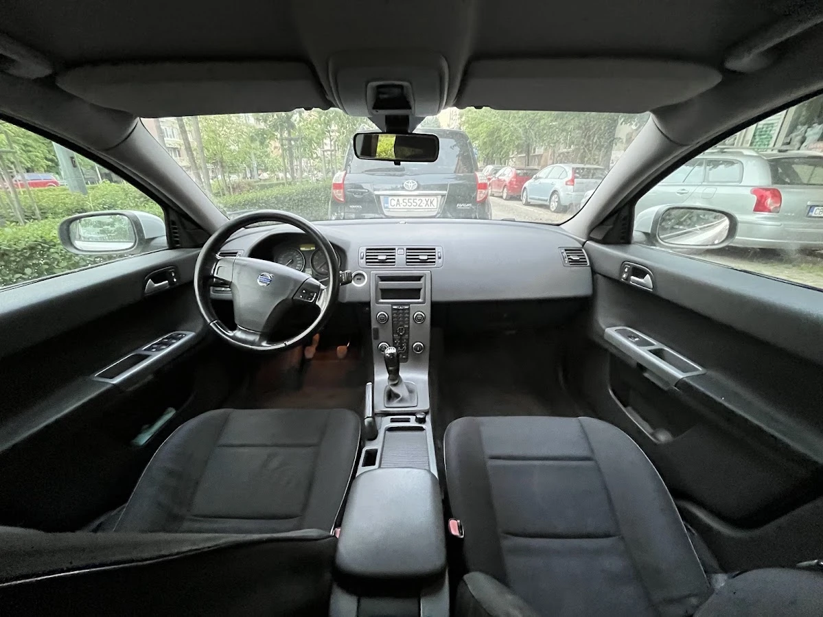 Volvo V50 1.8 F - изображение 8
