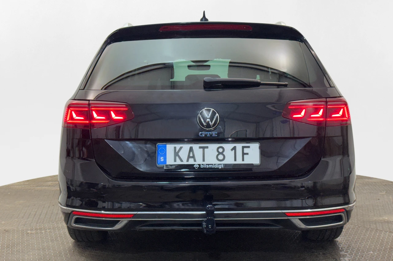 VW Passat Sportscombi GTE* Navi* Cam* LED* Теглич*  - изображение 6