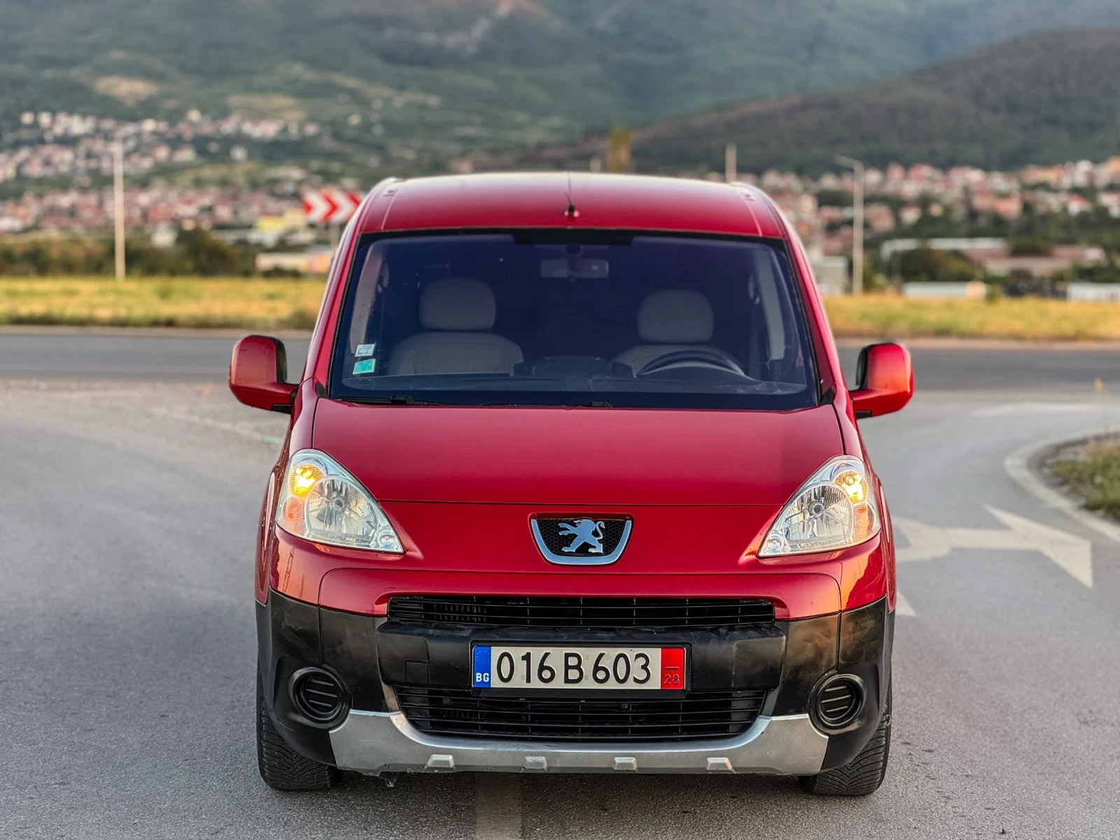 Peugeot Partner 1.6 HDI Tepee 90 к.с. - изображение 2