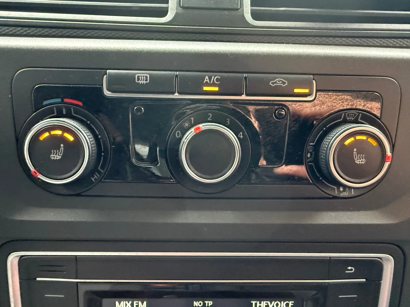 VW Caddy 1, 4i* TGI* N-GAS* 110* DSG 6 - изображение 9