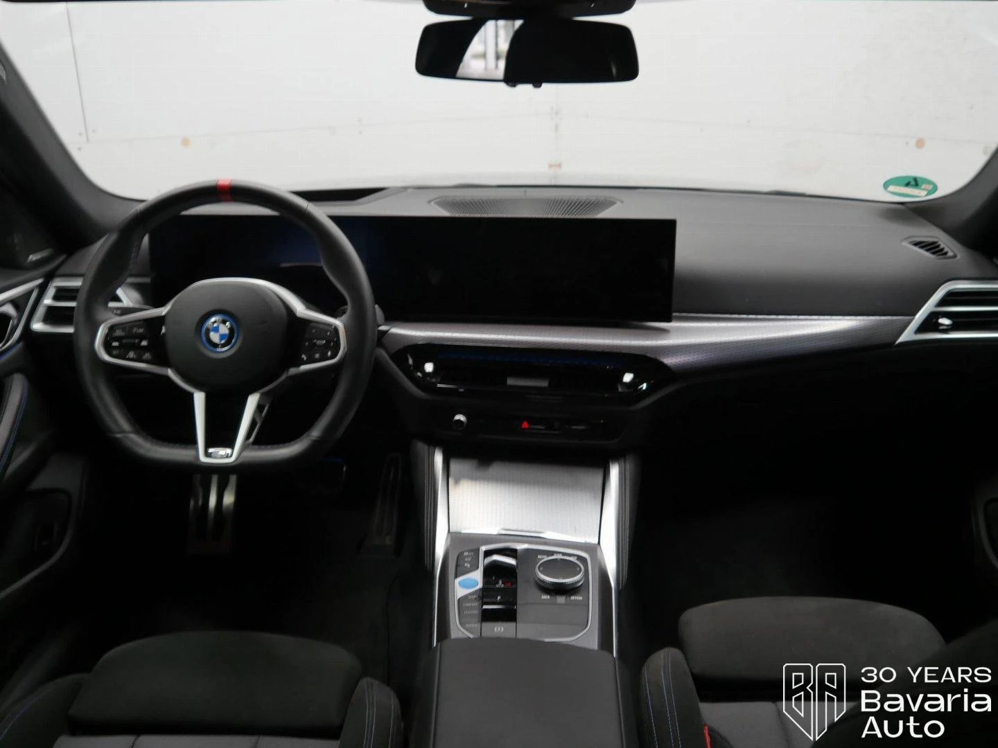BMW i4 M50 xDrive - изображение 6