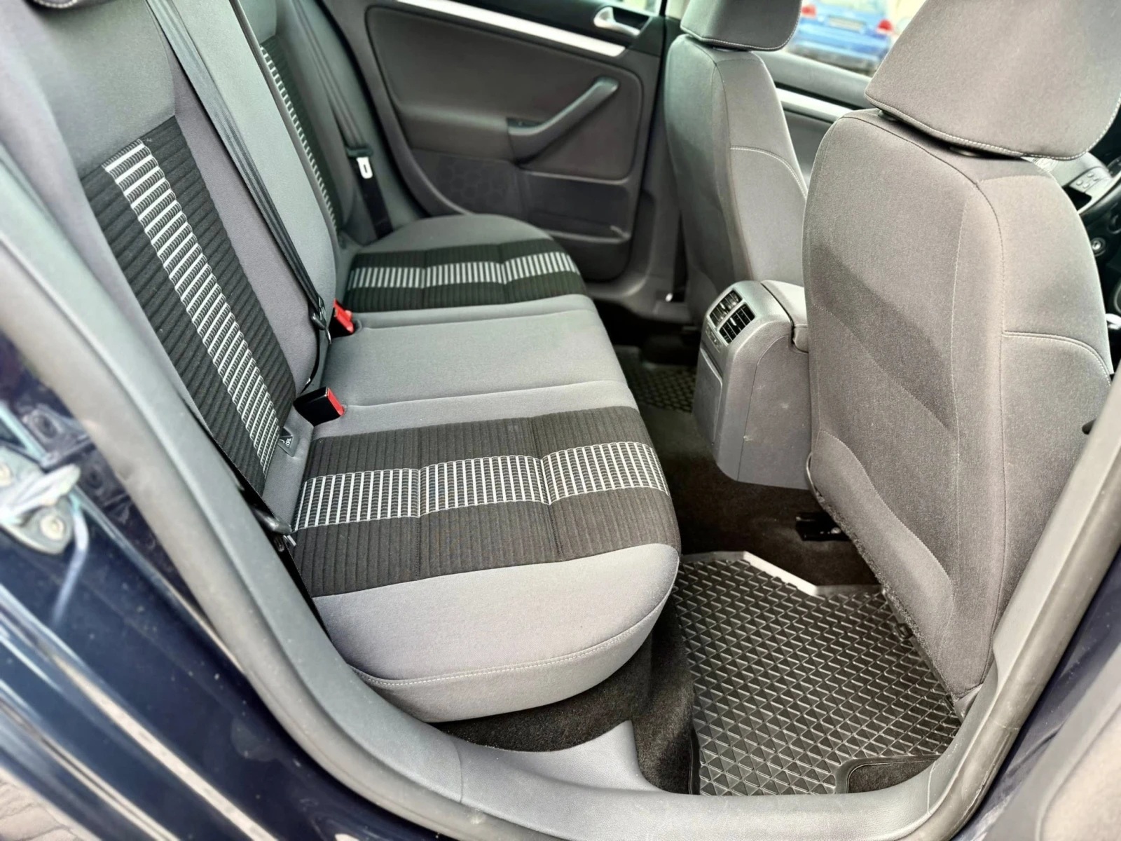 VW Golf 1.6 | Mobile.bg   14