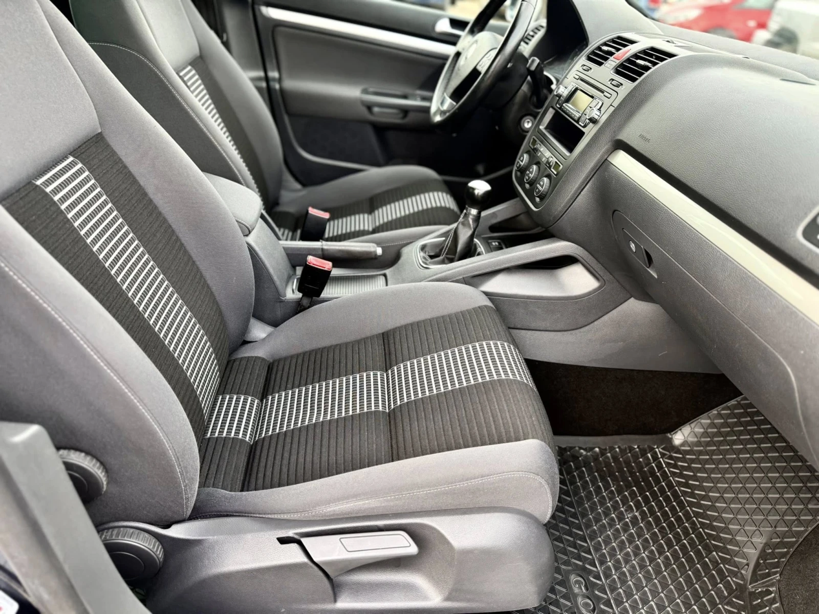 VW Golf 1.6 | Mobile.bg   13