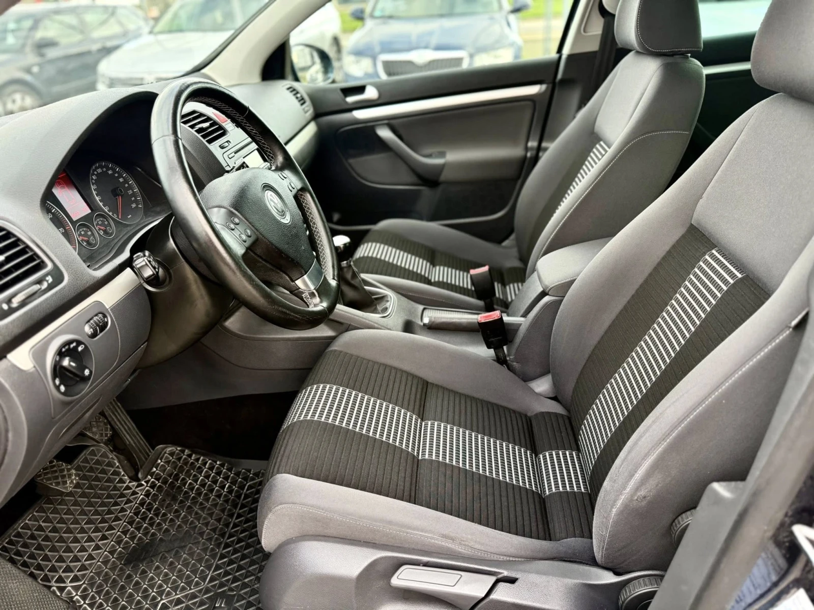 VW Golf 1.6 | Mobile.bg   9