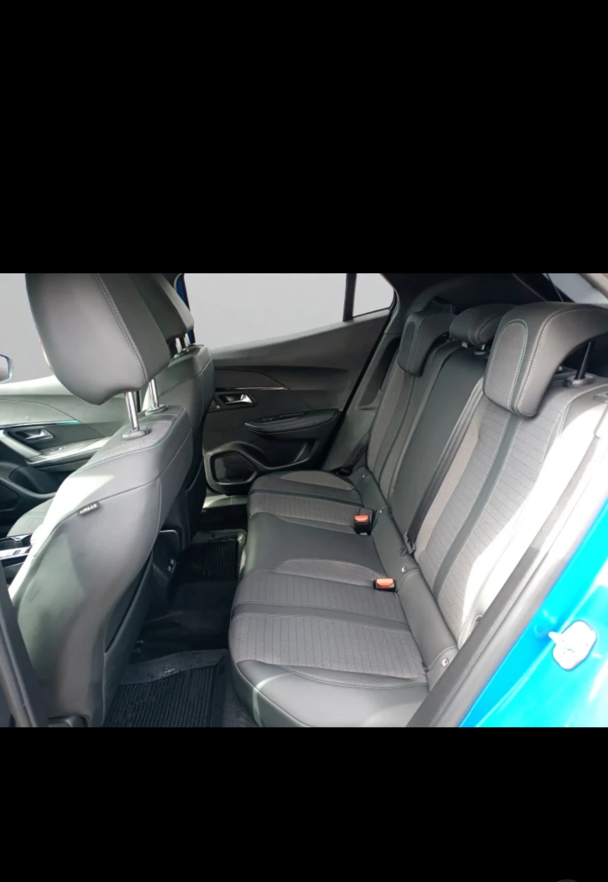 Peugeot 2008 Peugeot 2008 New Line Up ALLURE PACK Electric 100  - изображение 9