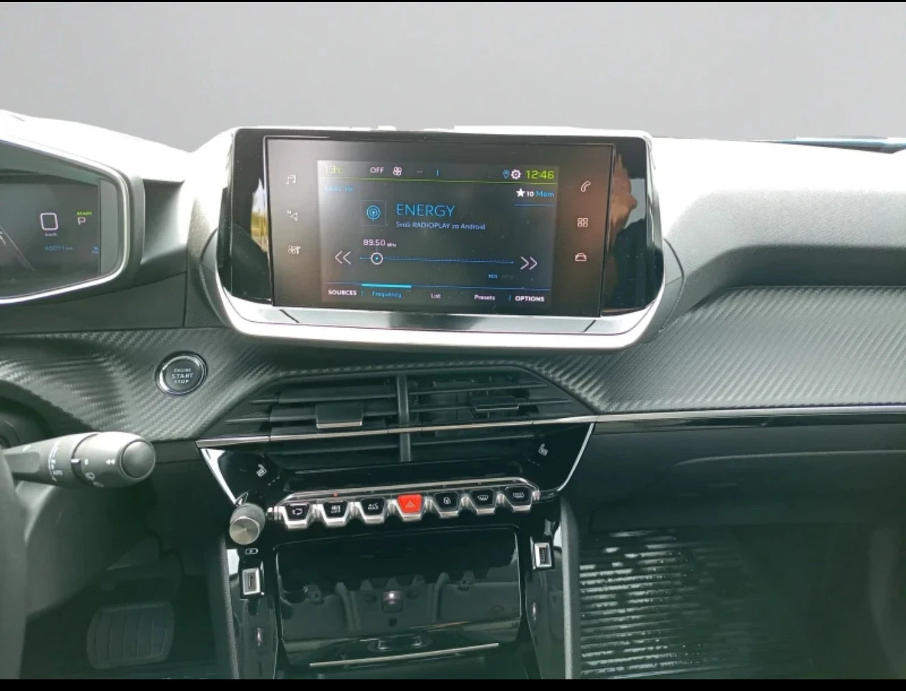 Peugeot 2008 Peugeot 2008 New Line Up ALLURE PACK Electric 100  - изображение 7