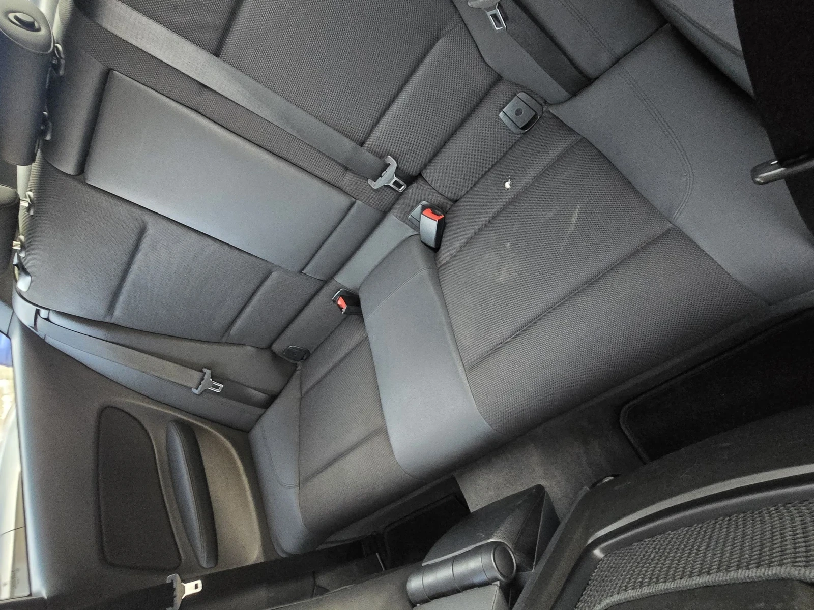 BMW 118 2.0 дизел 143к.с 2008г. Мпакет , снимка 8 - Автомобили и джипове - 53759715