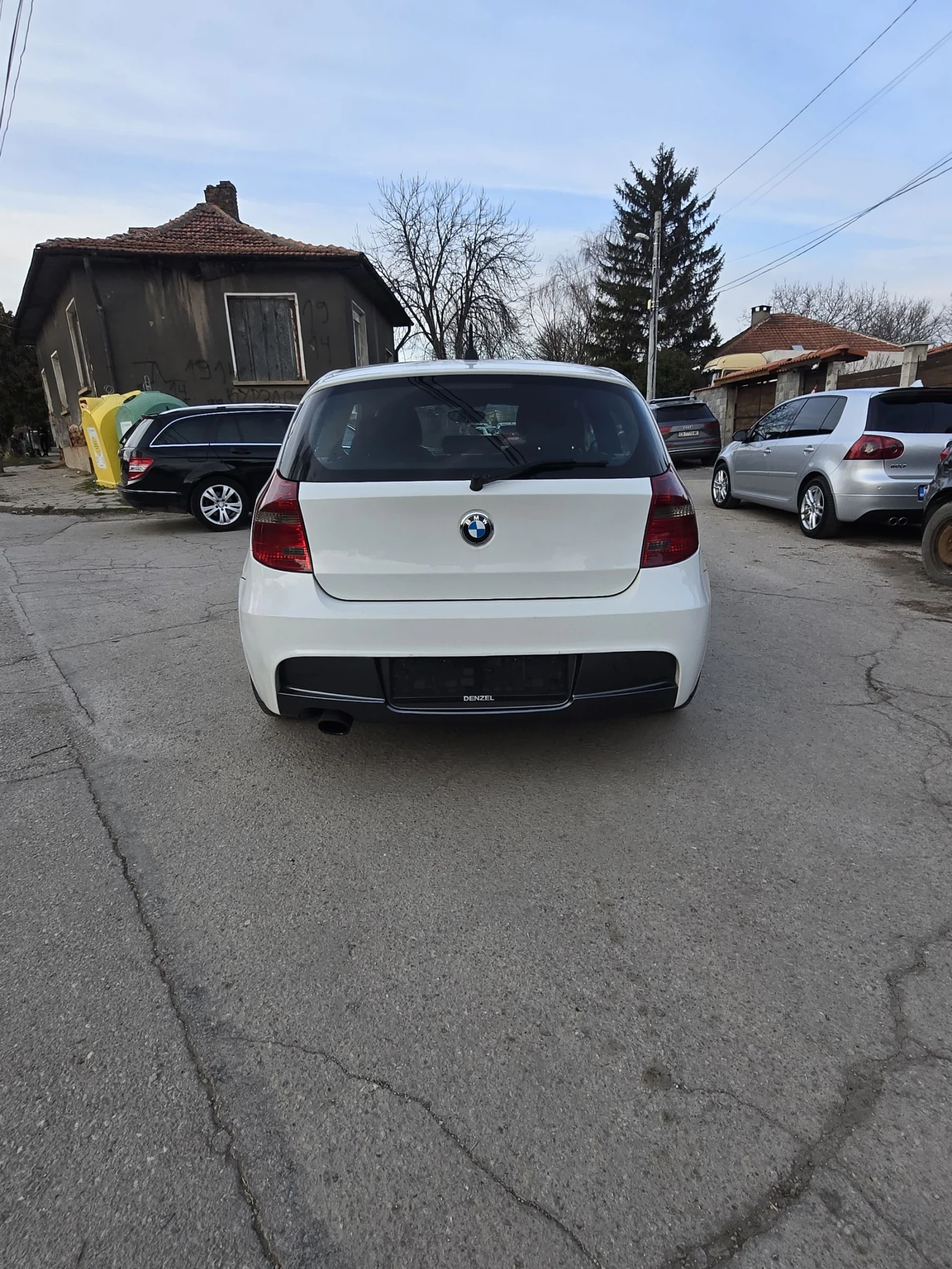 BMW 118 2.0 дизел 143к.с 2008г. Мпакет , снимка 3 - Автомобили и джипове - 53759715