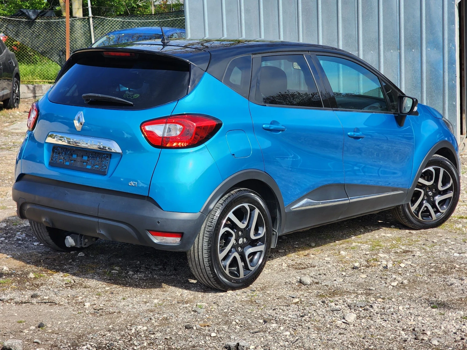 Renault Captur 1.5DCI, снимка 4 - Автомобили и джипове - 54456227