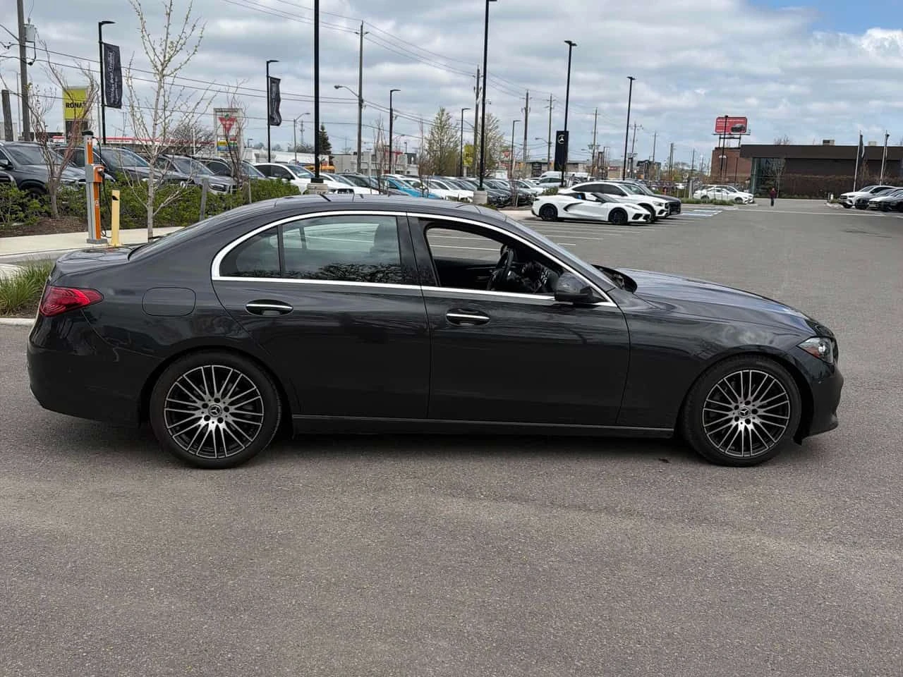 Mercedes-Benz C 300 | DISTRONIC| 360| PANO| ПОДГРЕВИ| АВТОКРЕДИТ, снимка 4 - Автомобили и джипове - 54545625