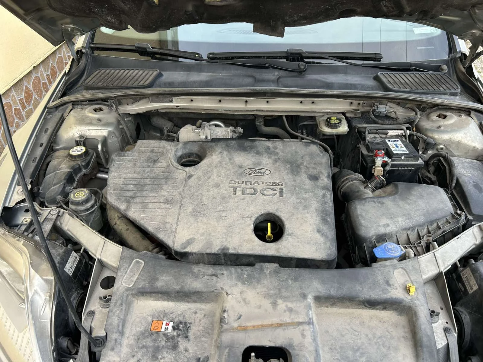 Ford Mondeo 1.8 TDCI (ЦЕНА ПО ДОГОВАРЯНЕ), снимка 15 - Автомобили и джипове - 54593768