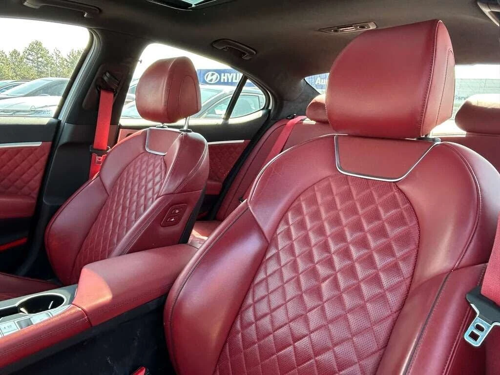 Genesis G70 3.3T Sport AWD, снимка 9 - Автомобили и джипове - 54598495
