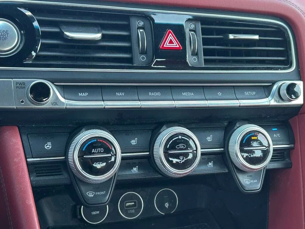 Genesis G70 3.3T Sport AWD, снимка 14 - Автомобили и джипове - 54598495