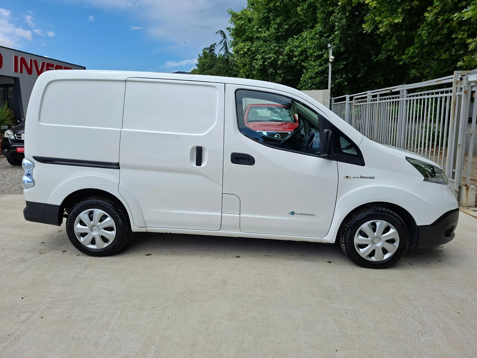 Nissan e-NV200, снимка 8 - Автомобили и джипове - 54834536