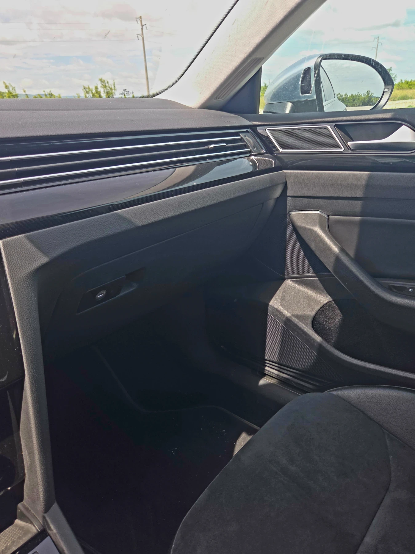 VW Arteon 2.0 , снимка 9 - Автомобили и джипове - 54890894