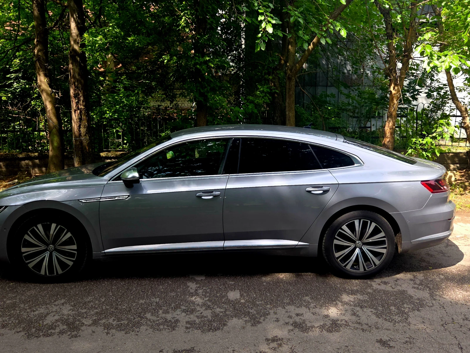VW Arteon 2.0 , снимка 3 - Автомобили и джипове - 54890894