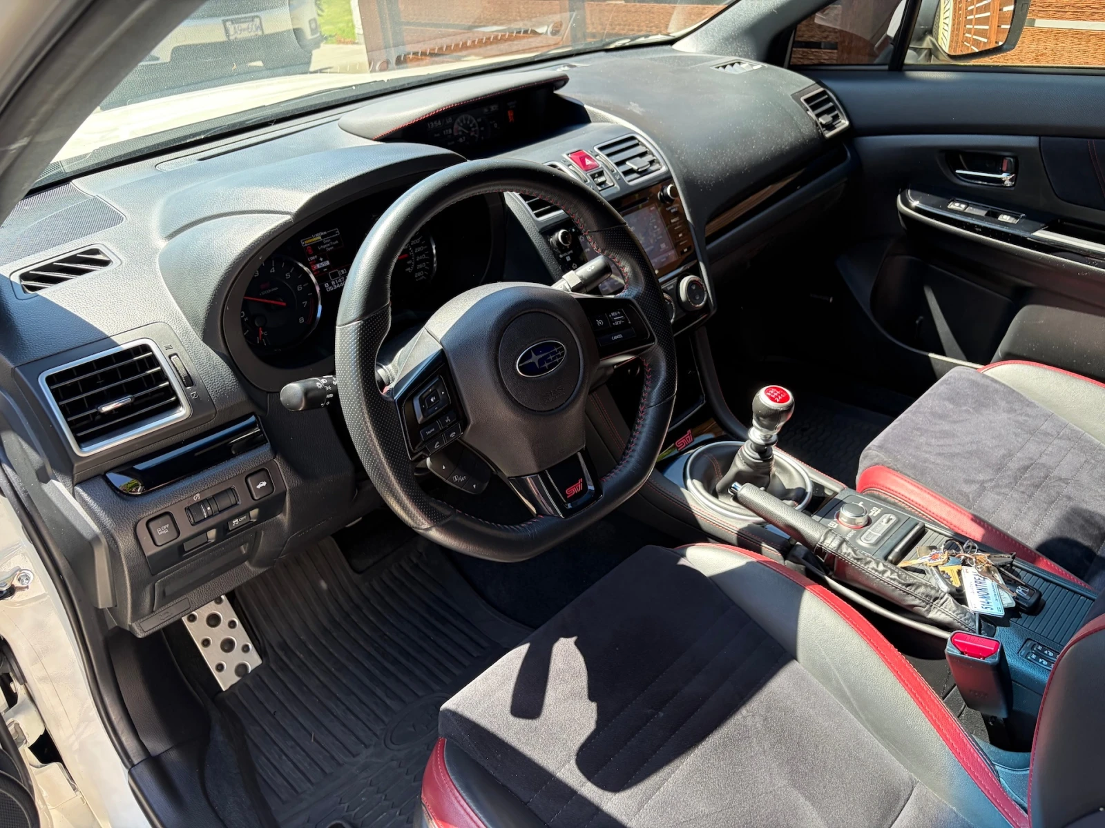 Subaru WRX * * CARFAX * * АВТО КРЕДИТ * * , снимка 7 - Автомобили и джипове - 54917497
