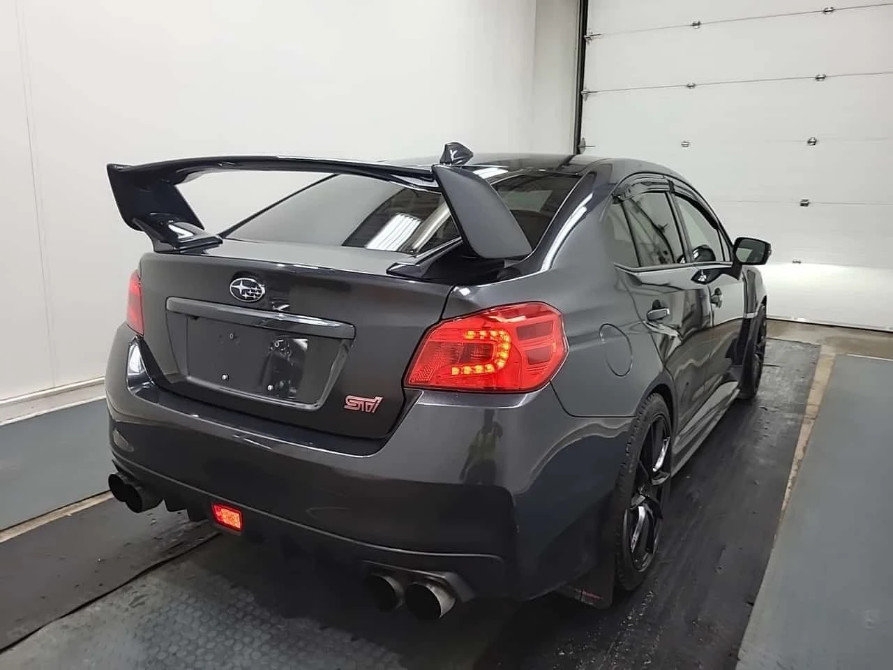 Subaru WRX * STI SPORT * CARFAX * ���� �� �� | Mobile.bg � ����������� 4