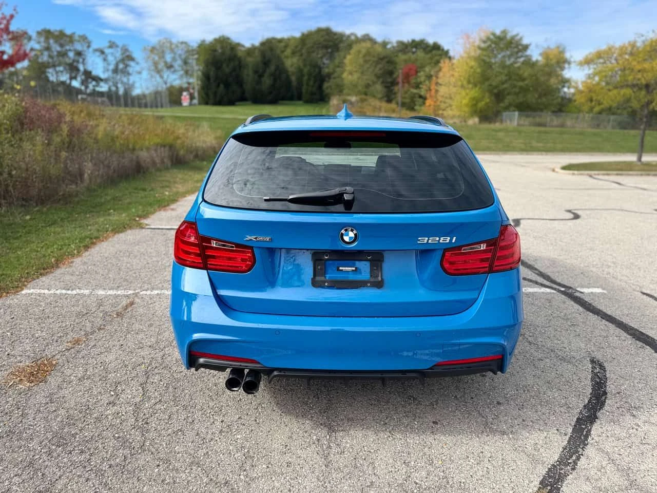 BMW 328 328i Individual xDrive  CARFAX, снимка 11 - Автомобили и джипове - 55403021