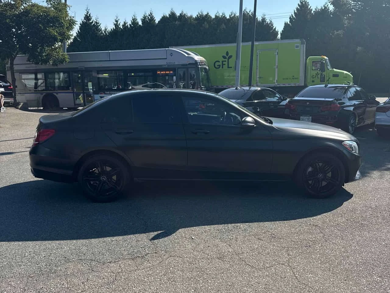 Mercedes-Benz C 300 * АВТОКРЕДИТ БЕЗ ПЪРВОНАЧАЛНА ВНОСКА* , снимка 3 - Автомобили и джипове - 55720630