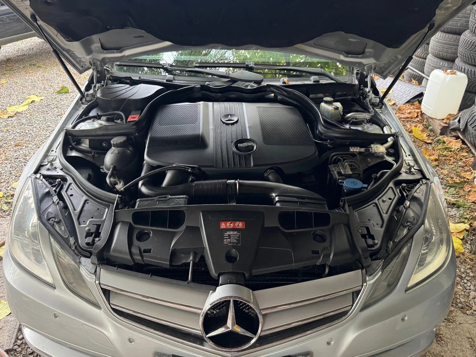 Mercedes-Benz E 220 Неразличим  от НОВ!, снимка 17 - Автомобили и джипове - 55839225