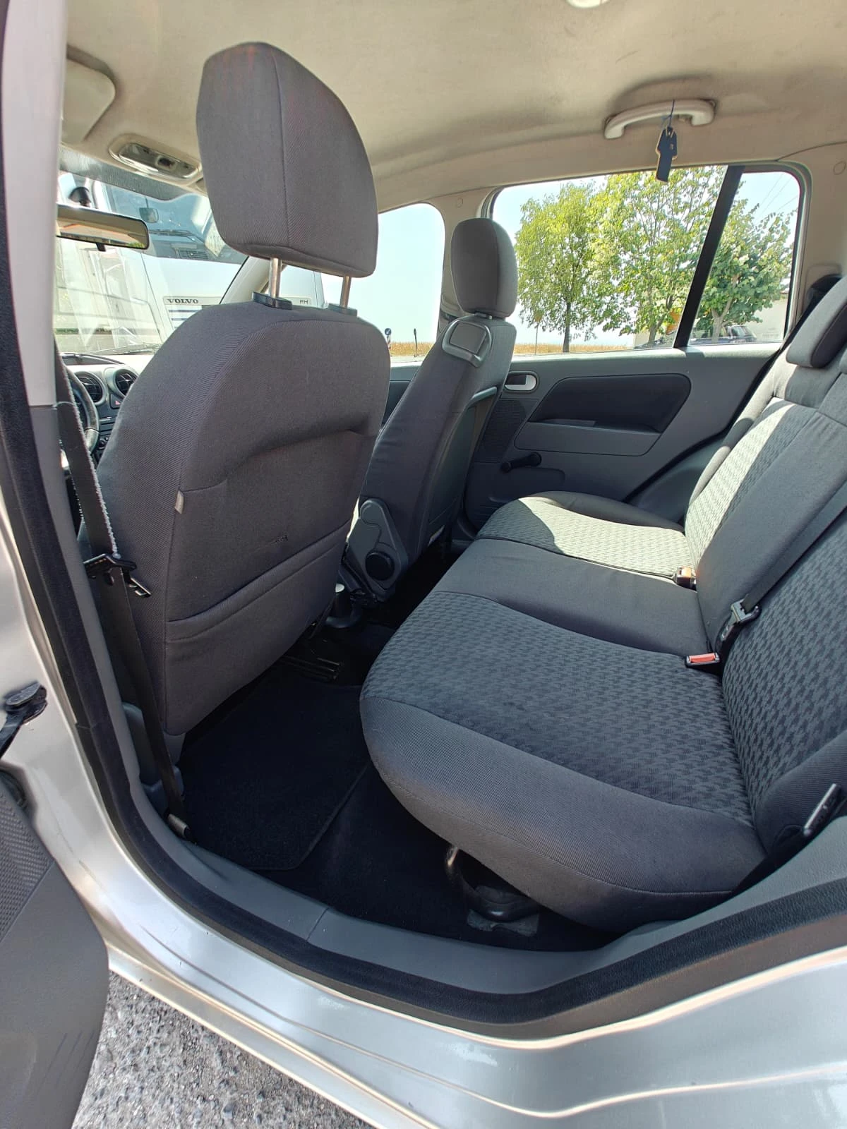 Ford Fusion 1.4 TDCi, снимка 12 - Автомобили и джипове - 55856701