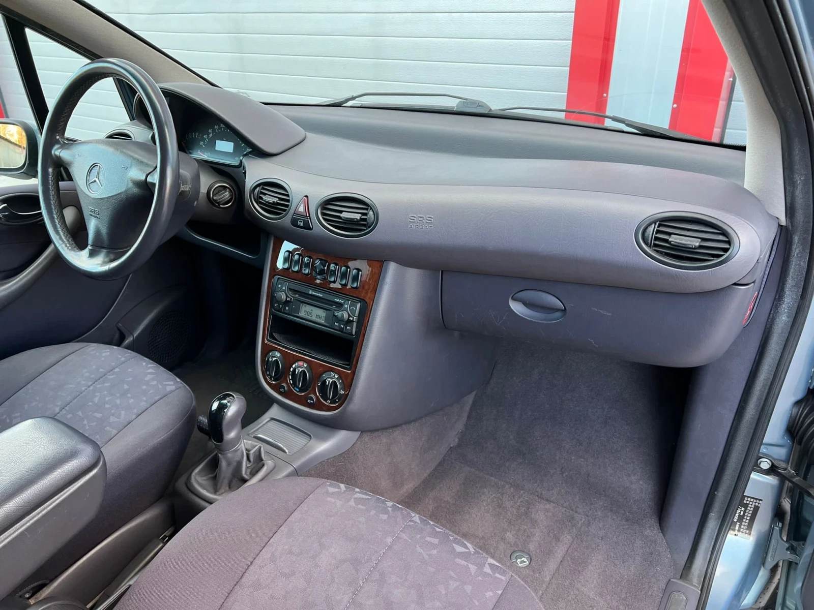 Mercedes-Benz A 140 1.4I ELEGANCE KLIMATIK ЛИЗИНГ!!!, снимка 15 - Автомобили и джипове - 55976525