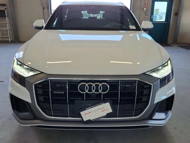 Audi Q8 Technik* Sline* Matrix* Distr* B&O* Масаж* 360* , снимка 5 - Автомобили и джипове - 52318016