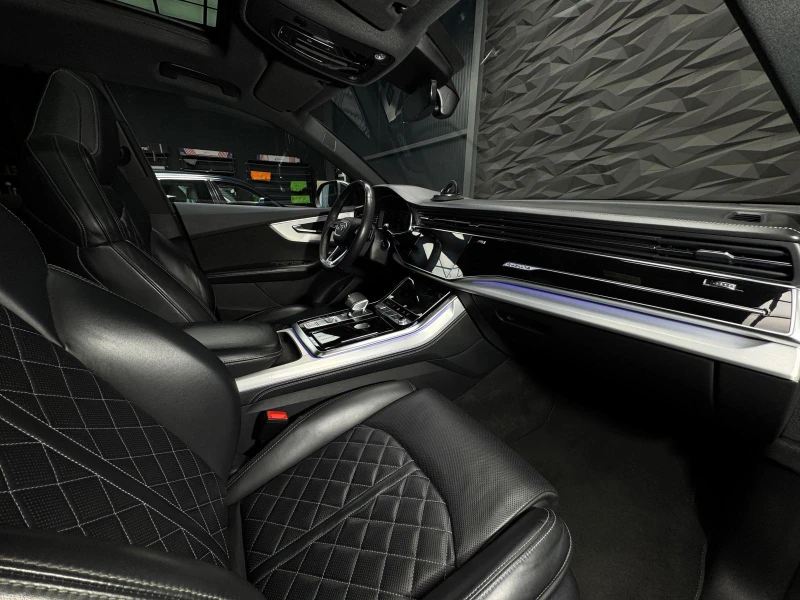 Audi Q8 50TDI Quattro S-line* Matrix* B&O* 360 Camera Pano, снимка 10 - Автомобили и джипове - 52121318