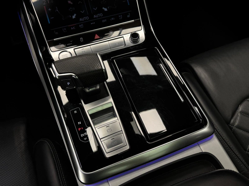 Audi Q8 50TDI Quattro S-line* Matrix* B&O* 360 Camera Pano, снимка 11 - Автомобили и джипове - 52121318