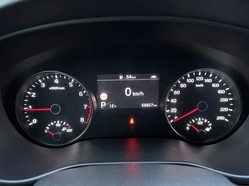 Kia Sportage Black Edition, снимка 10 - Автомобили и джипове - 52621941