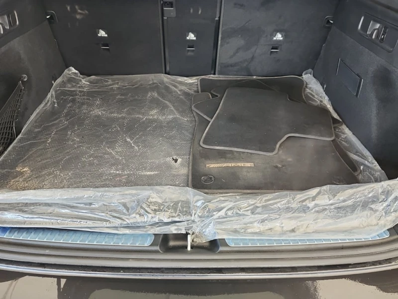 Mercedes-Benz GLC 300 | CARFAX | BURMESTER | ПАНОРАМА | DISTRONIC, снимка 14 - Автомобили и джипове - 53411983