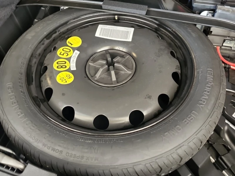 Mercedes-Benz GLC 300 | CARFAX | BURMESTER | ПАНОРАМА | DISTRONIC, снимка 15 - Автомобили и джипове - 53411983