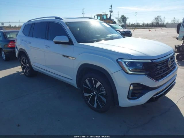 VW Atlas 2.0T SEL PREMIUM R-LINE, снимка 3 - Автомобили и джипове - 53194577