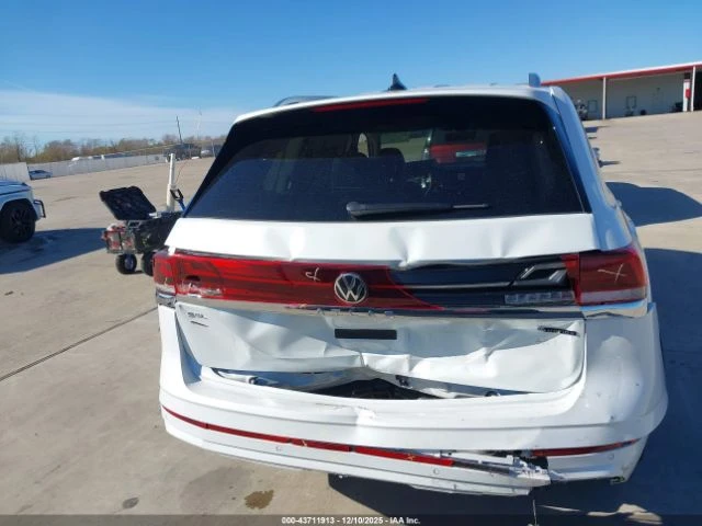 VW Atlas 2.0T SEL PREMIUM R-LINE, снимка 5 - Автомобили и джипове - 53194577
