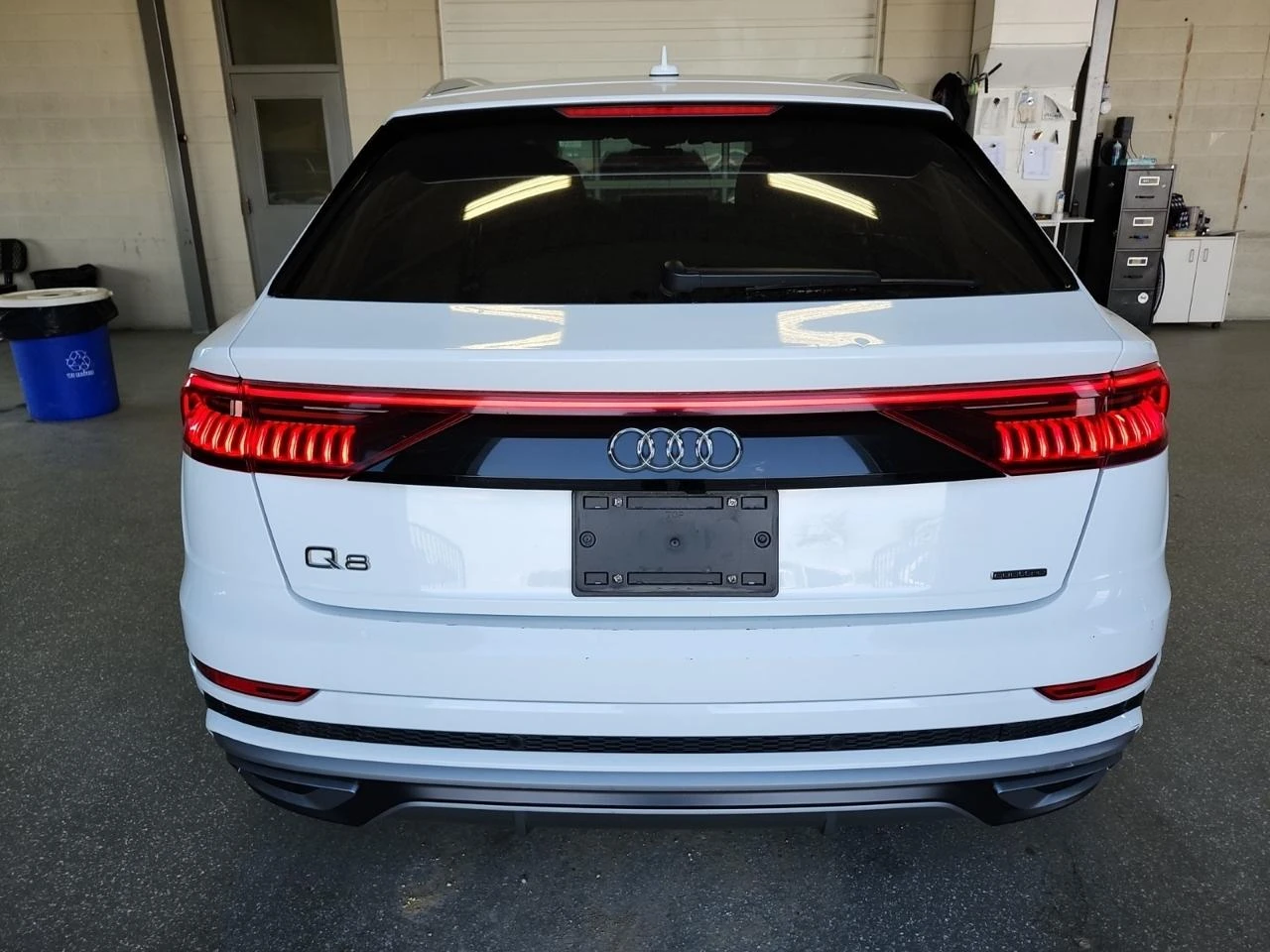 Audi Q8 Technik* Sline* Matrix* Distr* B&O* Масаж* 360*  - изображение 6