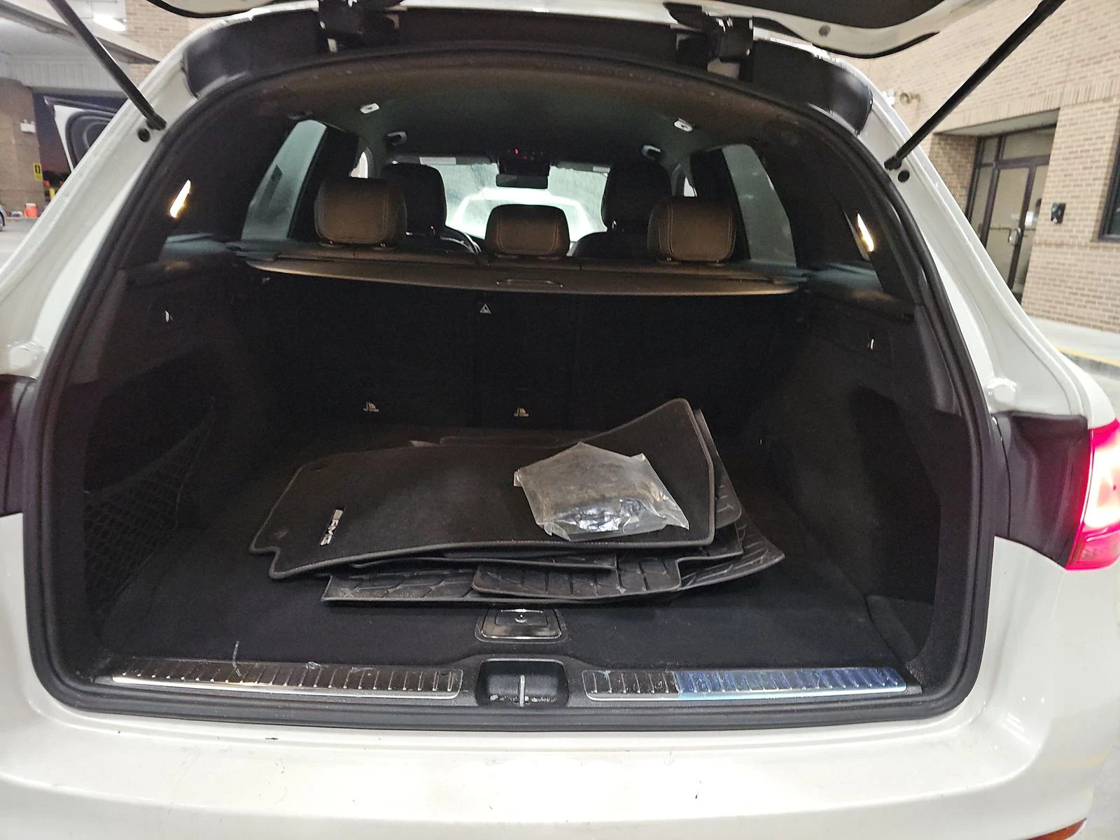 Mercedes-Benz GLC 300 * * * LANE* ASSIST | Mobile.bg   14