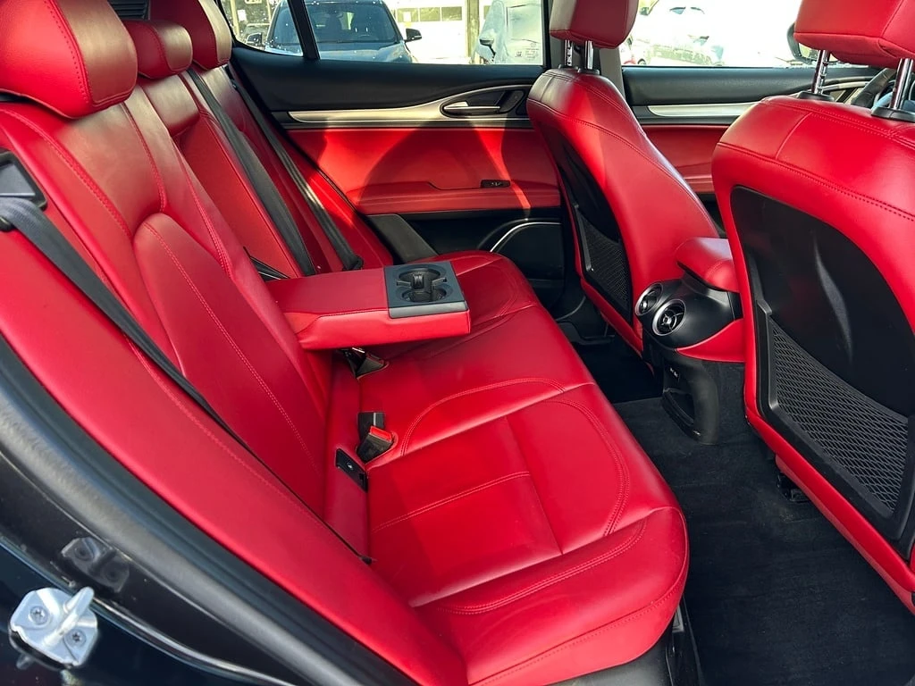 Alfa Romeo Stelvio * Q4 * CARFAX * ���� �� �� | Mobile.bg � ����������� 16