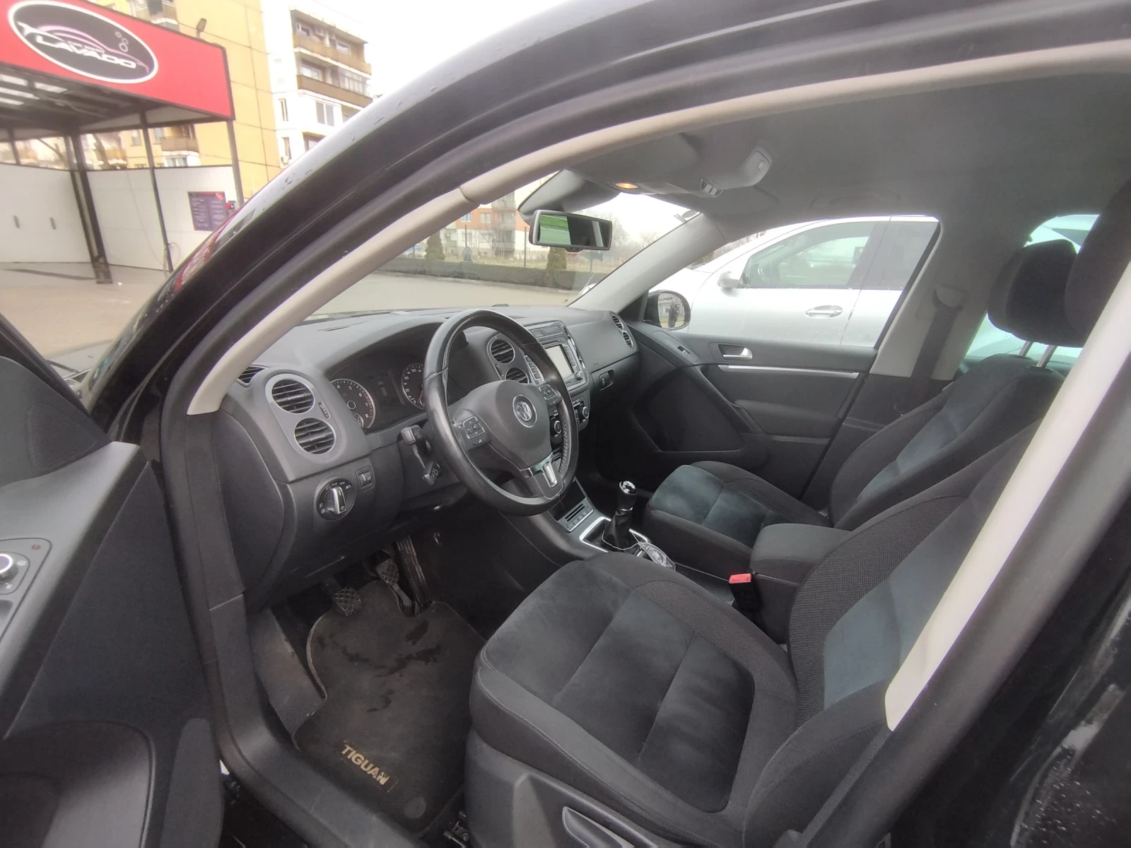 VW Tiguan 2.0 tsi/4x4/���������  | Mobile.bg � ����������� 11