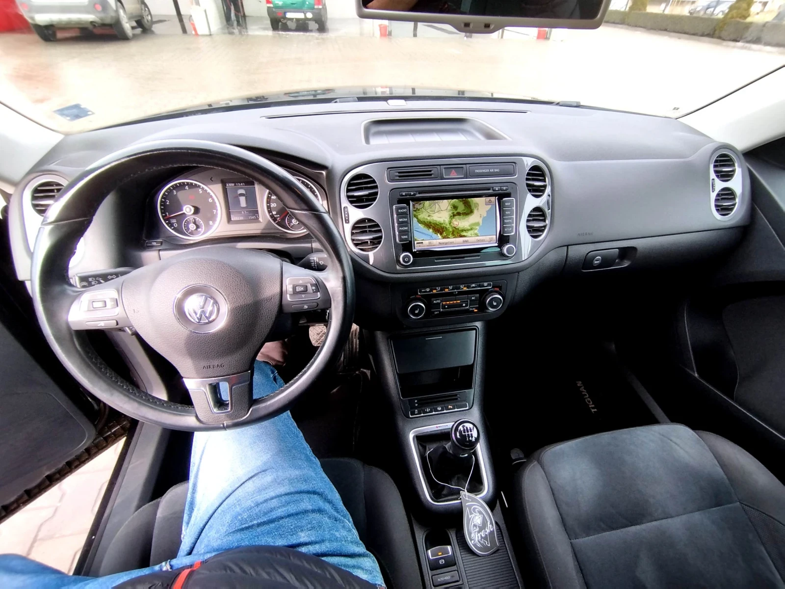 VW Tiguan 2.0 tsi/4x4/���������  | Mobile.bg � ����������� 13