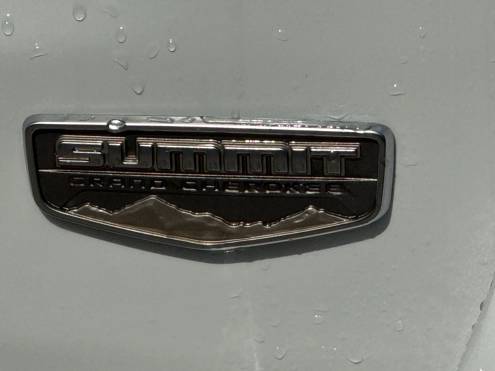 Jeep Grand cherokee Summit 5.7 SkyGray Quadra-Drive, снимка 7 - Автомобили и джипове - 53818304