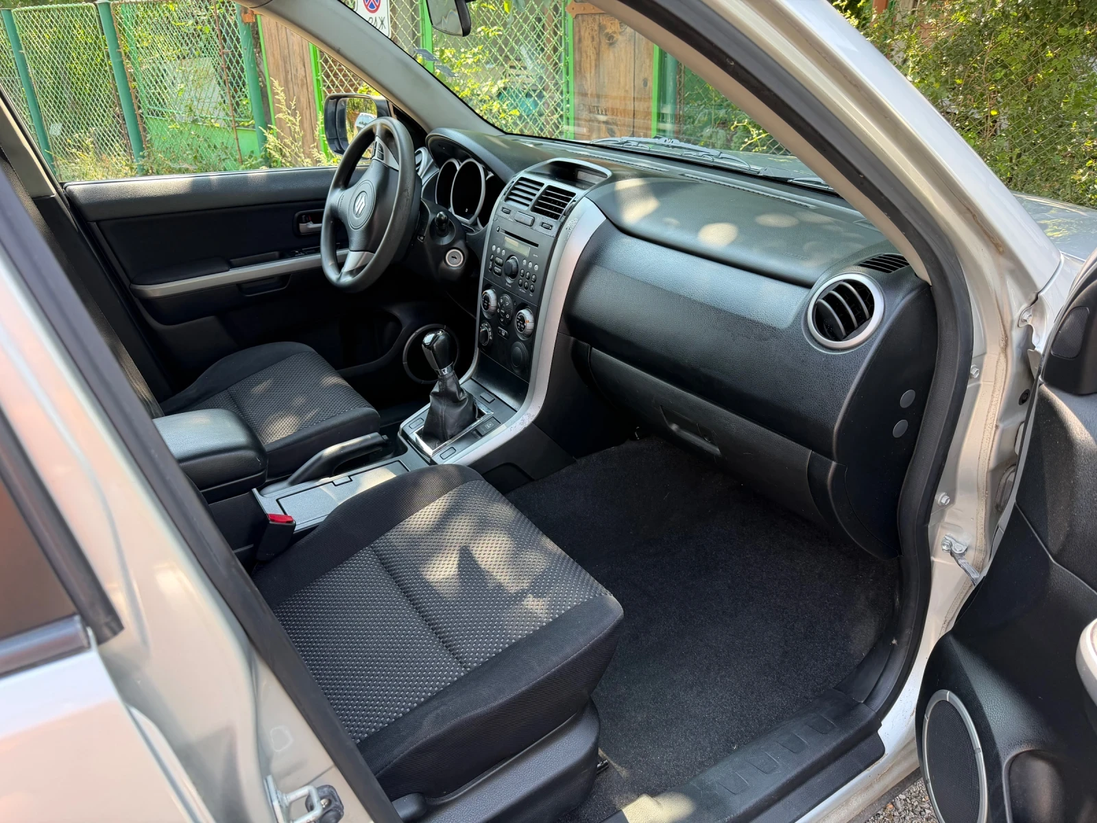 Suzuki Grand vitara 1.9 Dizel 4x4, снимка 6 - Автомобили и джипове - 55593868